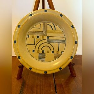 INTERIORS PRAIRIE GOLDEN WHEAT UNITY SALAD PLATE BLUE GEOMETRIC CENTER (2)